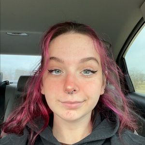 Meet your Posher, Gia